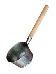 Ковш оцинкованный 1,5л с деревянной ручкой